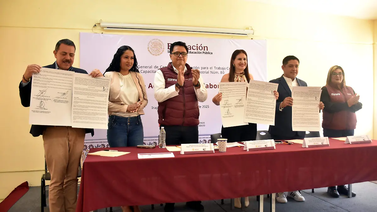 firma de acuerdos de colaboracion (3)